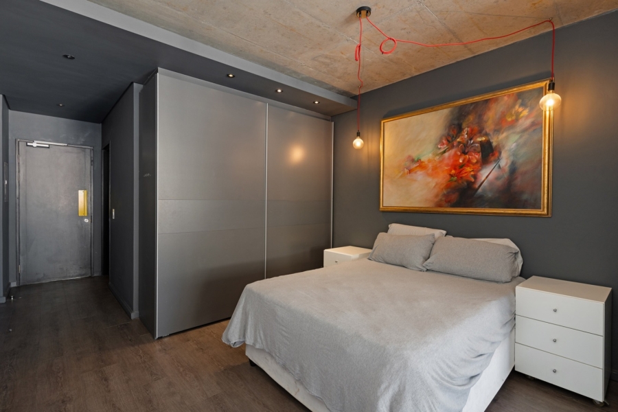 1 Bedroom Property for Sale in Woodstock Western Cape